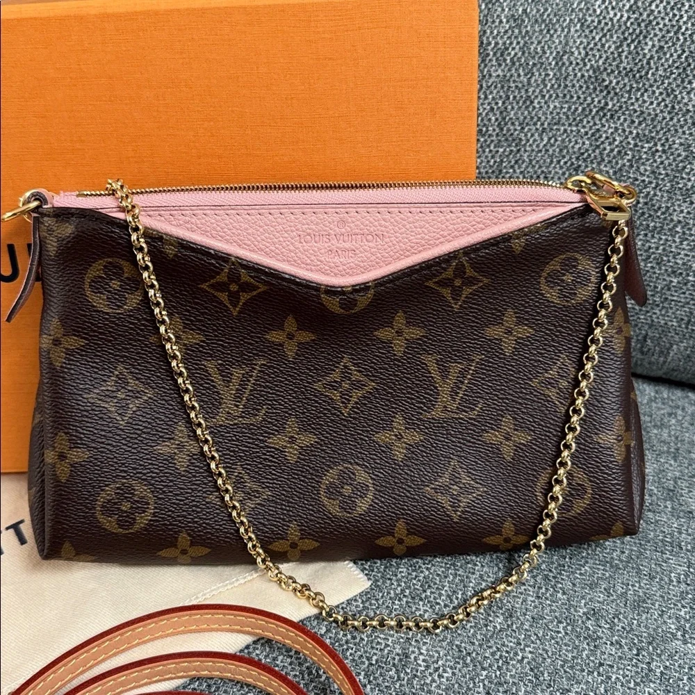 Authentic LV Louis Vuitton rare Pallas clutch crossbody in monogram ballarine - Picture 1 of 12